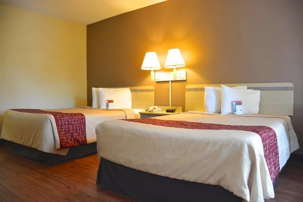 Red Roof Inn וולטרבורו מראה חיצוני תמונה